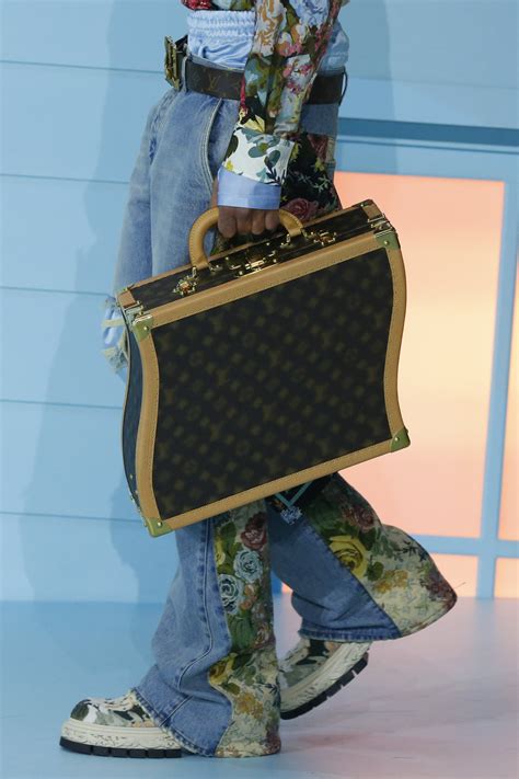 virgil louis vuitton bag|virgil abloh dies.